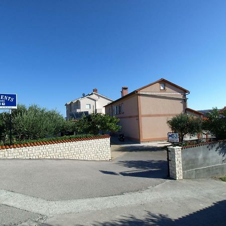 Apartments Ljubica Barbat na Rabu 외부 사진