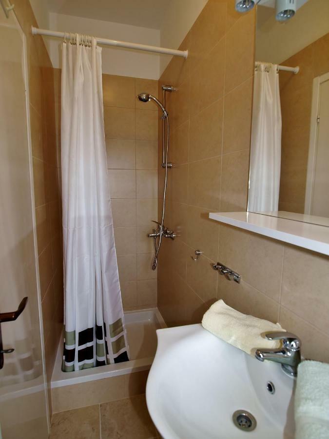 Apartments Ljubica Barbat na Rabu 외부 사진