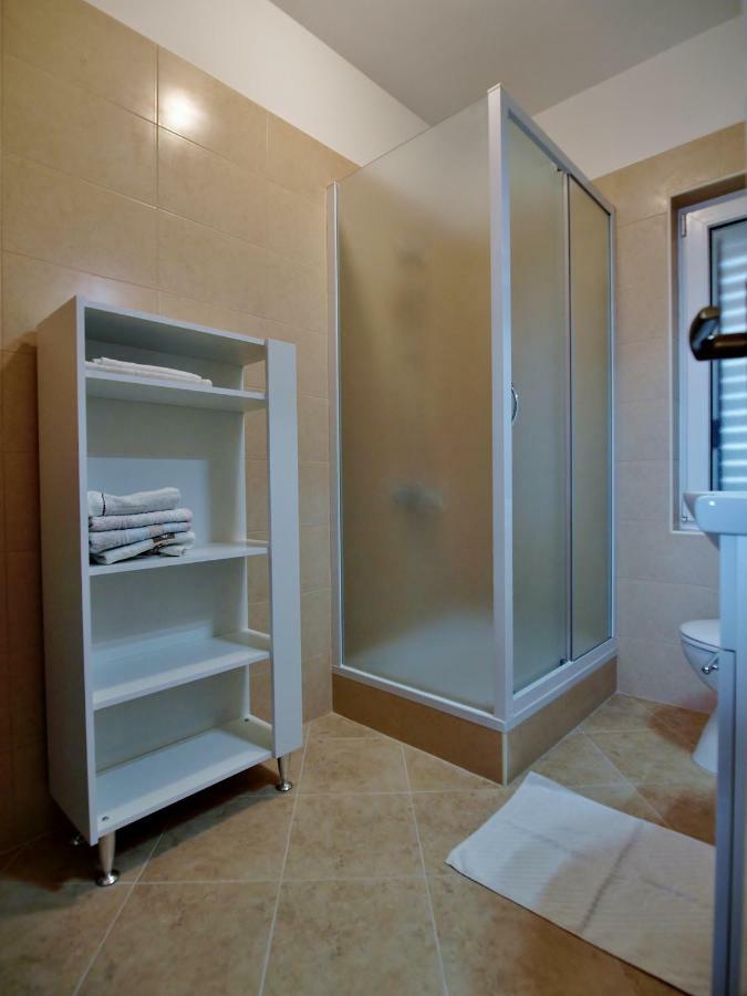 Apartments Ljubica Barbat na Rabu 외부 사진