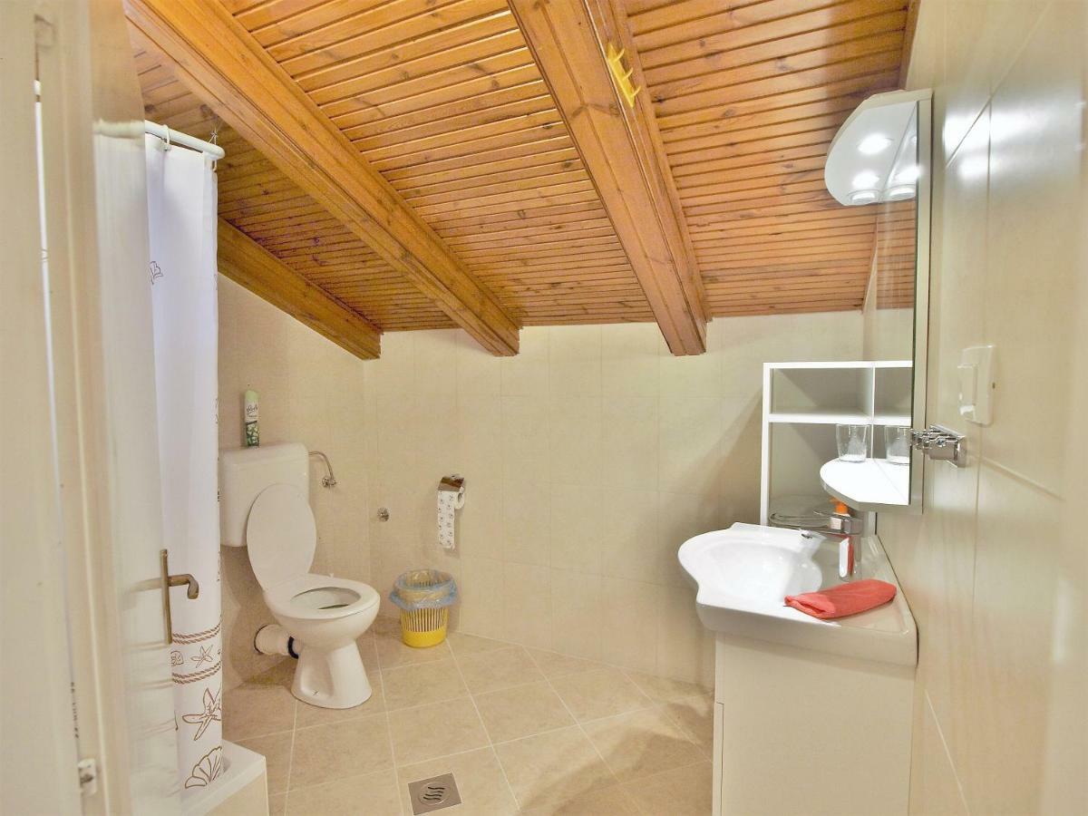 Apartments Ljubica Barbat na Rabu 외부 사진